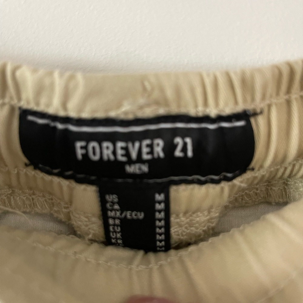 Forever 21 men’s shorts size medium - Picture 5 of 9